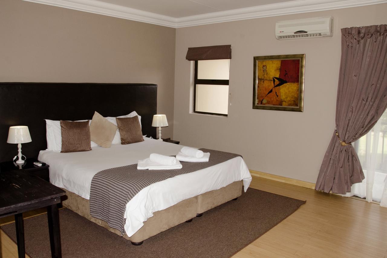 Three Oaks And An Aloe Boutique Hotel Hartbeespoort Habitación foto